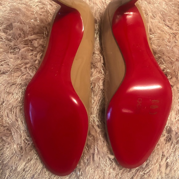 Pumps - Picture 3 of 6